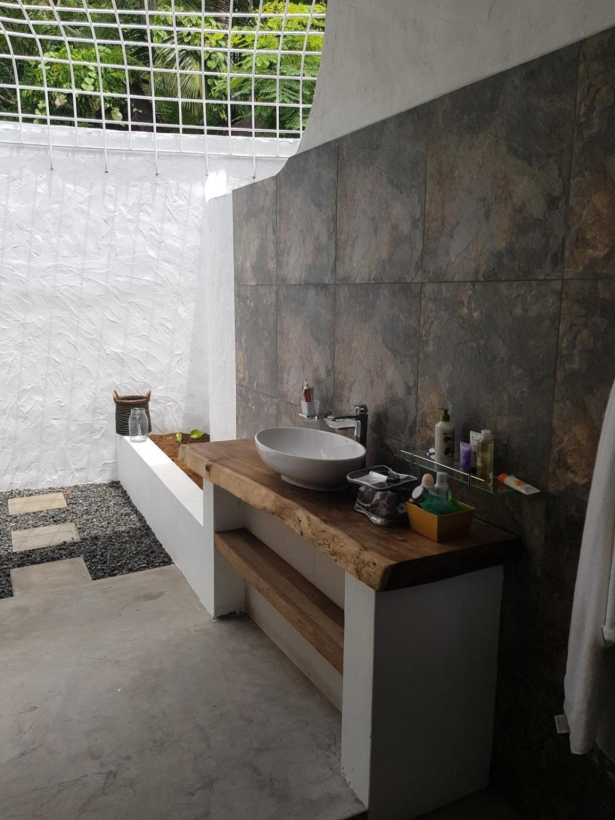 Brown Sugar Lodge Beau Vallon  Bagian luar foto